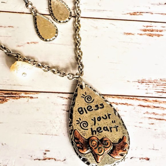 Bless Your Heart Necklace Set - Picture 4 of 4